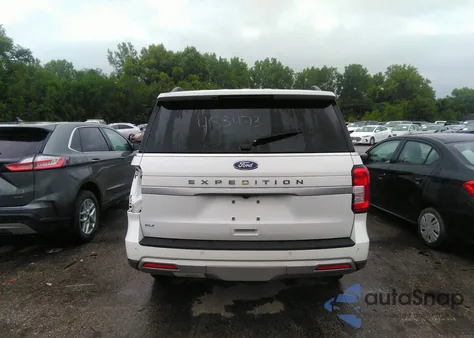 2022 Ford Expedition Xlt z USA, uszkodzony, nr VIN 1FMJU1JT5NEA67318